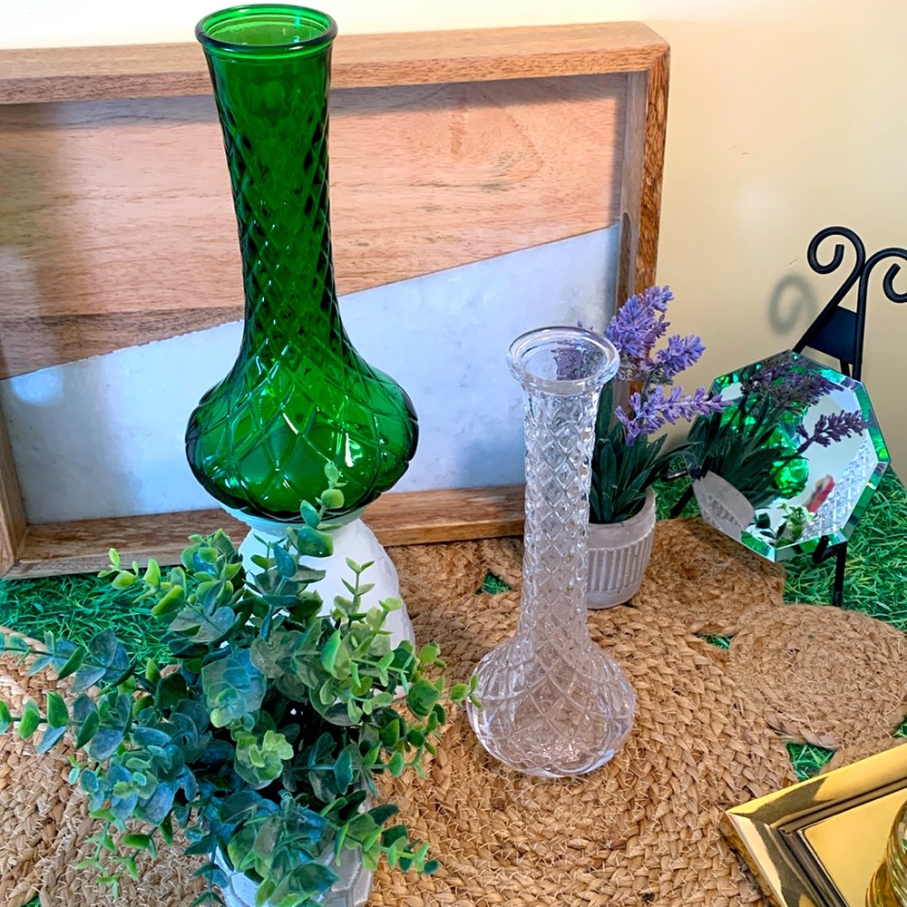 Vintage Emerald Green Glass Hoosier Diamond Pattern Genie Vase, EUC